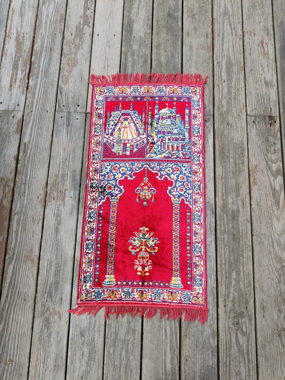 70s 80s Islamic Prayer Rug Tapestry Red Fringe Mosque Architecture 20.5x42"